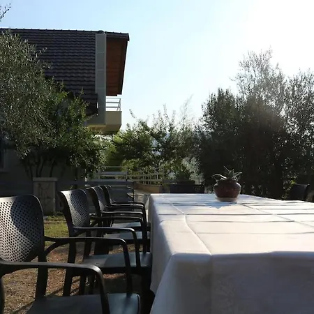 Private Hillside Near Teg Full Privacy *